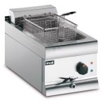 DF33 - Lincat Silverlink 600 Electric Counter-top Single Tank Fryer - 1 Basket - W 300 mm - 3.0 kW